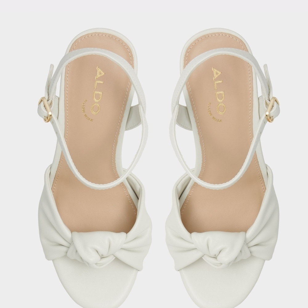 New In Box ALDO Ulialdan
Strappy heeled sandal Size 7 White - Picture 6 of 10